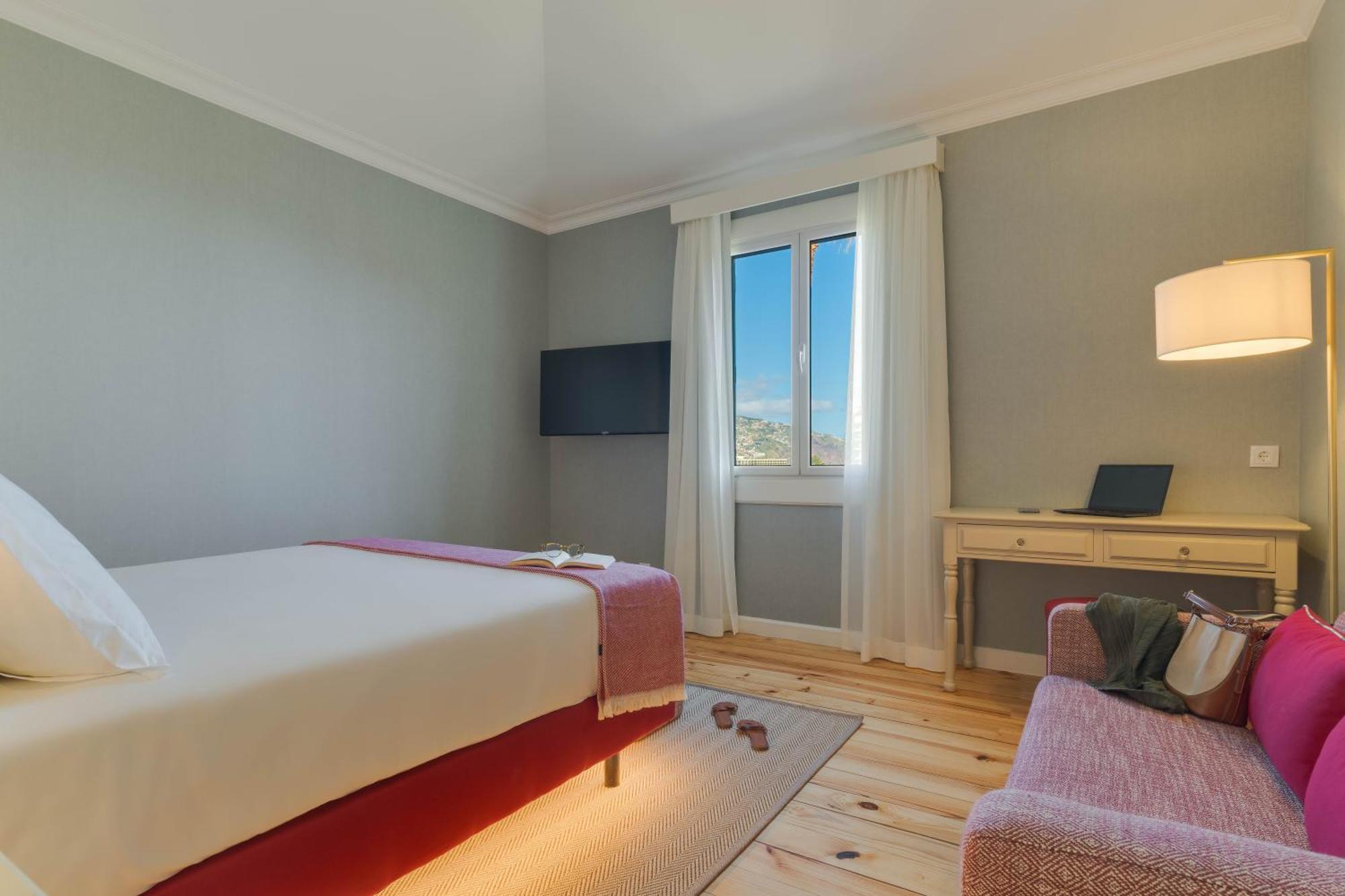 ホテル Pestana Quinta Perestrello フンシャル エクステリア 写真