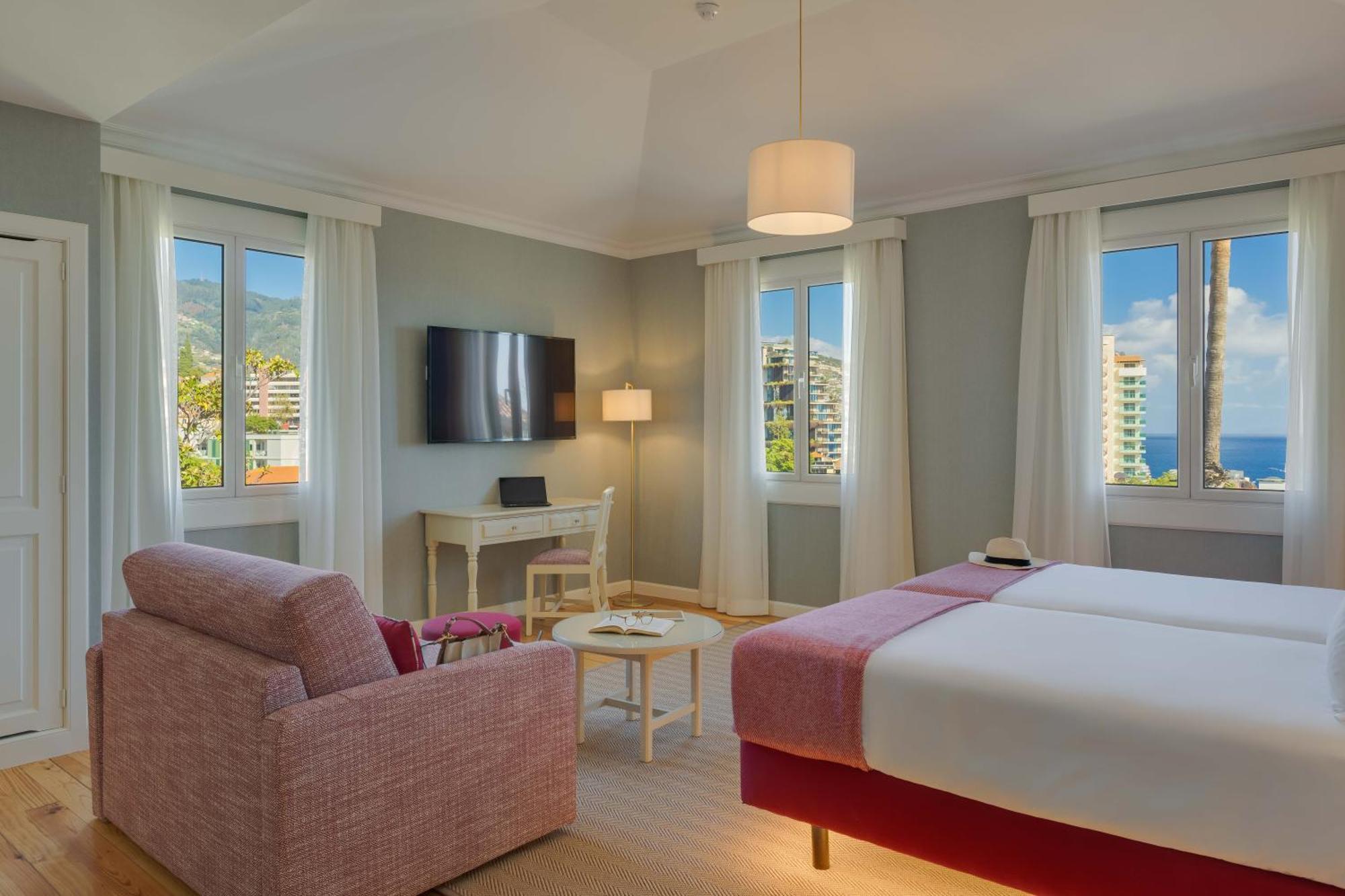 ホテル Pestana Quinta Perestrello フンシャル エクステリア 写真